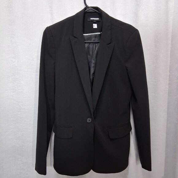 2. Banana Republic Blazer (Black Pinstripe, Wool Blend) Size 6 - Picture 4 of 5